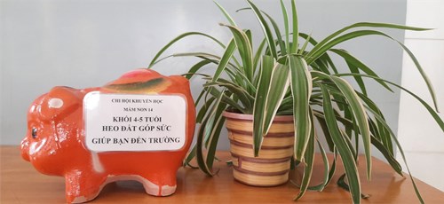 Lớp Chồi 3 hưởng ứng hoạt động  Heo đất góp sức 