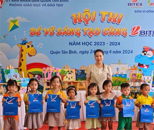 Bé Nguyễn Lê Nguyên Thảo lớp Chồi 4 đạt giải ba hội thi   Bé vẽ sáng tạo cùng Bitex  năm học 2023-2024