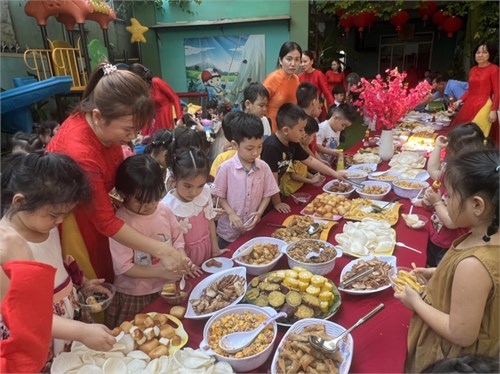Tiệc buffet cho bé