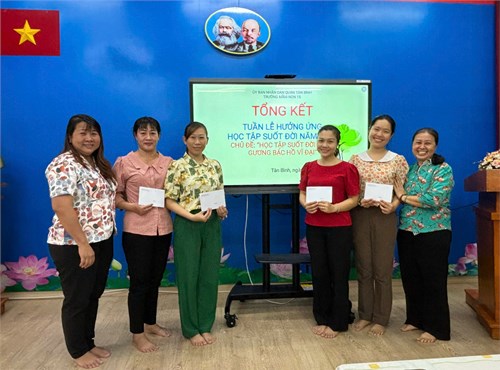Trường Mầm non 15 tổng kết Tuần lễ hưởng ứng học tập suốt đời năm 2024 với chủ đề  Học tập suốt đời theo gương Bác Hồ vĩ đại 