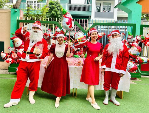 Lễ hội  Bé vui Noel  năm 2024 của các bé Trường Mầm non 15 quận Tân Bình thật vui!