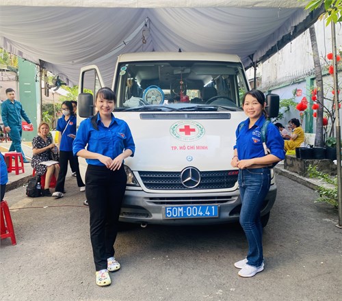 Chi đoàn trường Mầm non 15 tham gia hỗ trợ  Ngày hội hiến máu tình nguyện đợt I - 2024  tại trạm y tế phường 15