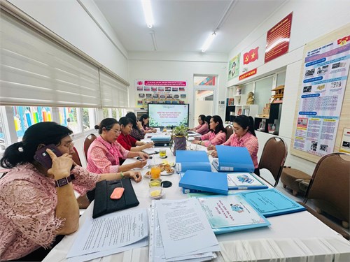 Trường Mầm non 19/5 đón đoàn kiêm tra quy chế dân chủ và hoạt động thu chi năm học 2024 - 2025.