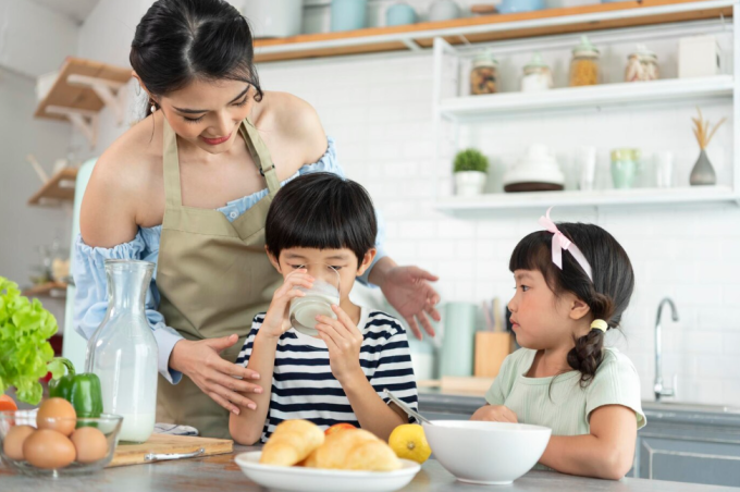Làm gì giúp trẻ tăng chiều cao?