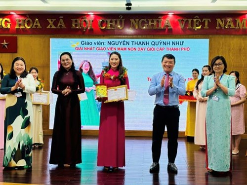Chúc mừng Cô Nguyễn Thanh Quỳnh Như -  Giáo viên lớp Mẫu giáo 5-6 tuổi đạt GIẢI NHẤT Hội thi Giáo viên mầm non dạy giỏi cấp Thành phố năm học 2023-2024.