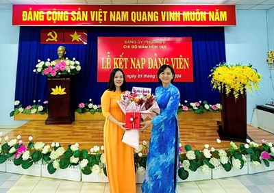 Lễ kết nạp Đảng viên mới của Chi bộ Mầm non 19/5, Quận 8