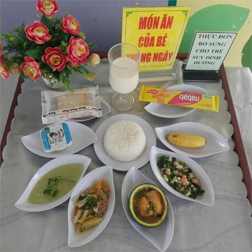 Thực đơn tuần 1 tháng 12 năm 2023