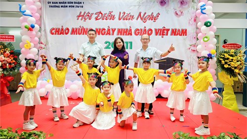 Lớp Lá 3 - Các hoạt động chào mừng Ngày Nhà giáo Việt Nam 20/11