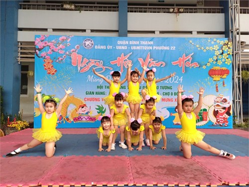 Trẻ tham gia Ngày hội văn hóa  Mừng Đảng Mừng Xuân  của Đảng ủy - UBND Phường 22