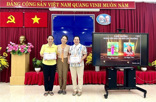 Trường Mầm non 24B khen tặng cá nhân đạt Danh hiệu  Nhân viên nấu ăn giỏi cấp trường, năm học 2023-2024 