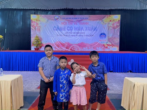 Công đoàn cơ sở Mầm non 25A tham gia hội thi Vẽ tranh cành cọ mùa Xuân lần thứ 30 năm 2024 và đạt giải Khuyến khích