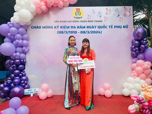 Liên đoàn tổ chức hoạt động chào mừng ngày Quốc tế phụ nữ 8-3 kết hợp khen thưởng danh hiệu Phụ nữ 2 giỏi cấp Quận