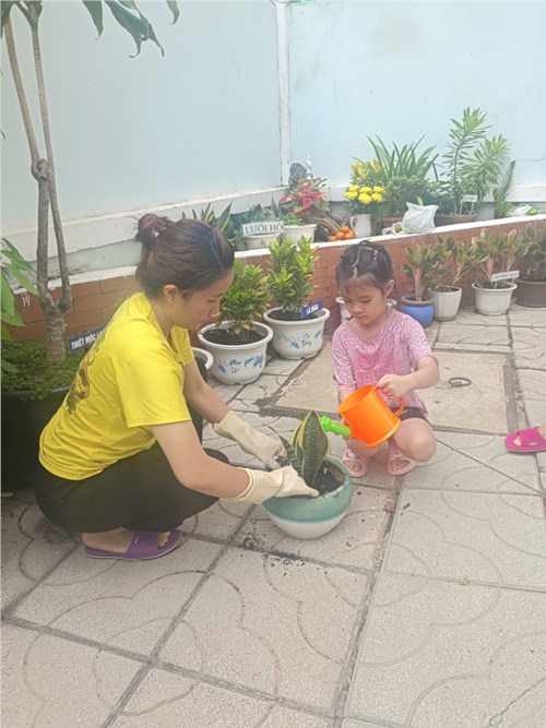 Trường Mầm non 26 tham gia Ngày hội trồng cây mừng sinh nhật Bác Hồ 19-5