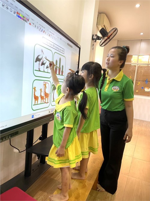 Giờ học của lớp Chồi 1