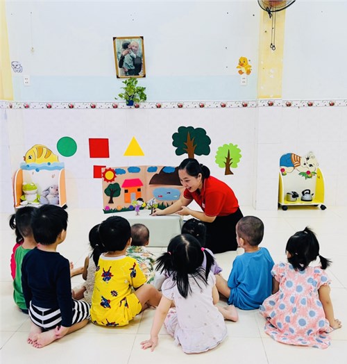 Hoạt động của nhóm Nai bi