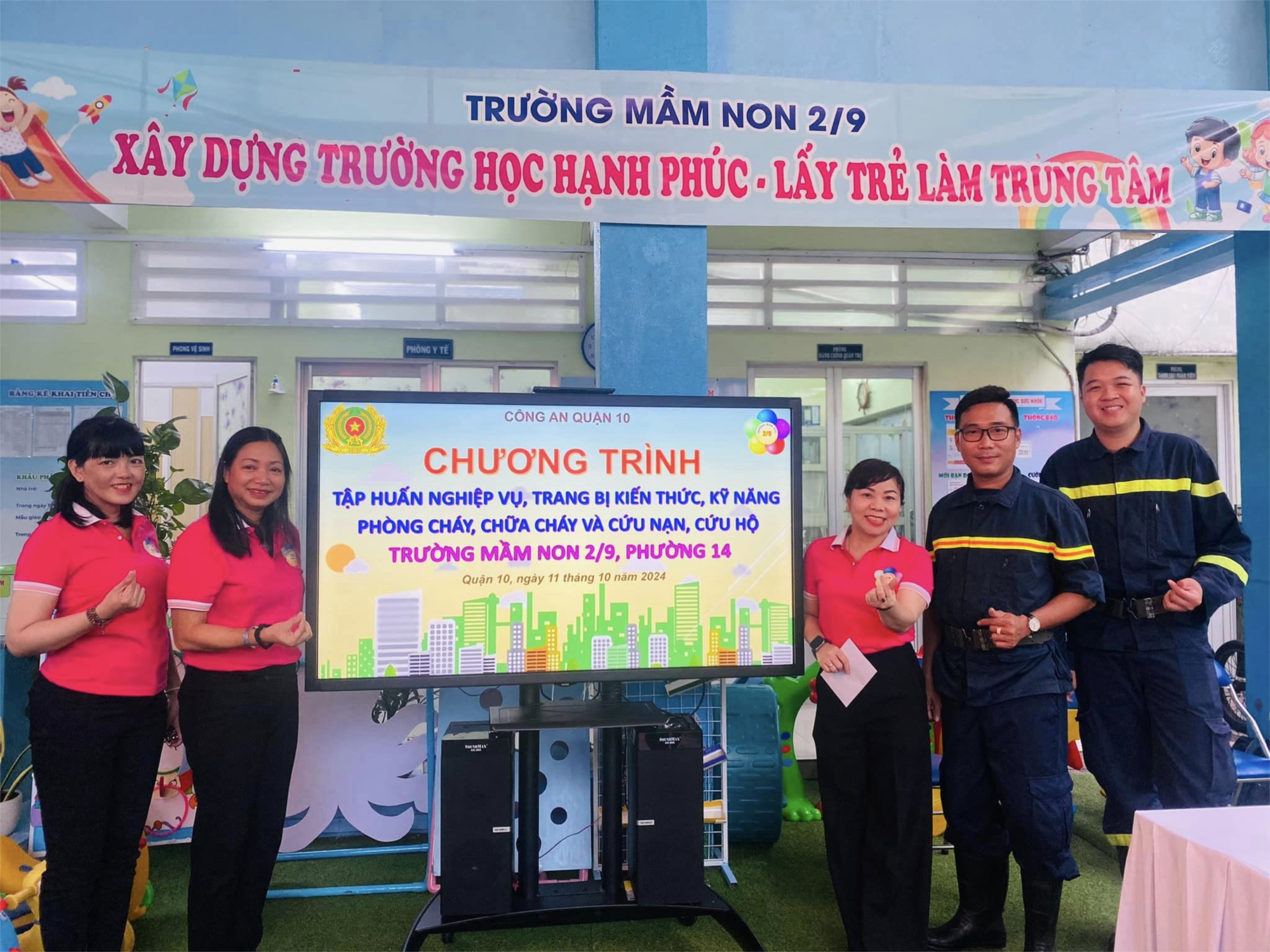Trường Mầm Non 2/9 tổ chức tập huấn công tác phòng cháy chữa cháy và cứu nạn, cứu hộ trong trường mầm non