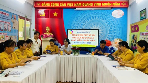 Trường Mầm non 2/9 phối hợp cùng công ty viễn thông VNPT hướng dẫn cách thực hiện chữ ký số cho 100% cán bộ, giáo viên và nhân viên.