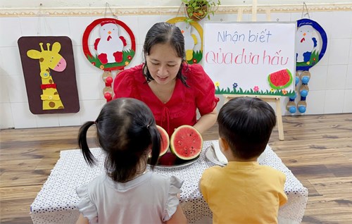 Đề tài: Nhận Biết Qủa Dưa Hấu. Nhóm Nhà Trẻ ( 24- 36 tháng)