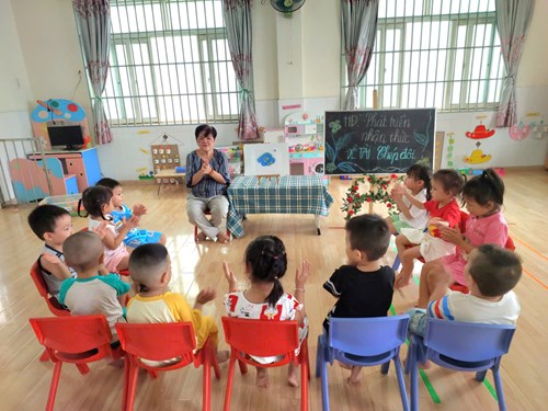 Lĩnh vực phát triển nhận thức .Đề tài: GHÉP ĐÔI.Lớp: 3-4 tuổi(2)
