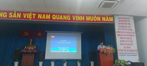 Tham dự Hội nghị   Lịch sử vùng đất Nam Bộ 