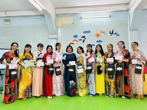 Nhiệt liệt chào mừng thành lập ngày Phụ Nữ Việt Nam 20 tháng 10