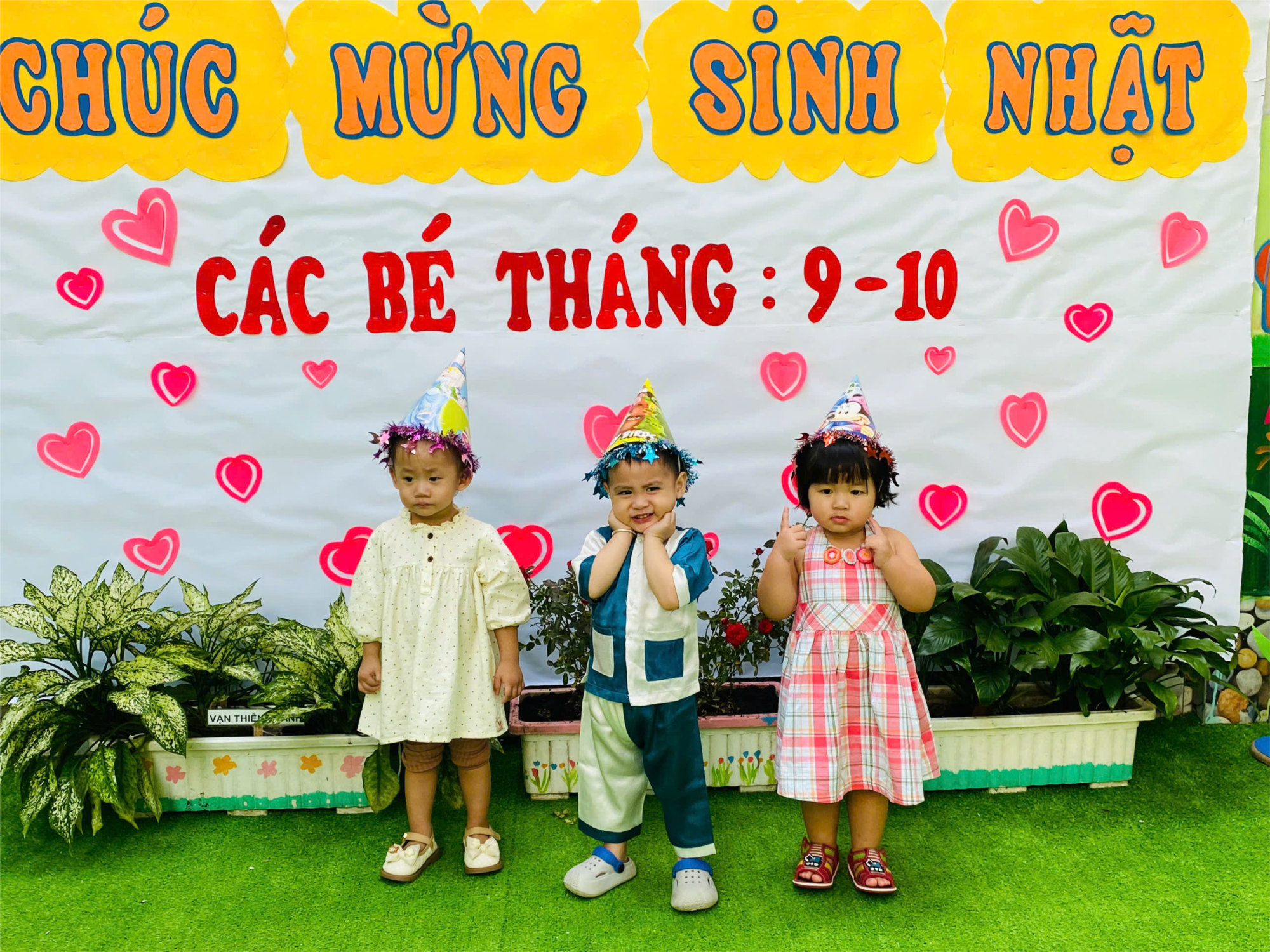 Chúc mừng sinh nhật các bé tháng 9,10 và tiệc Buffet ẩm thực Nam Bộ