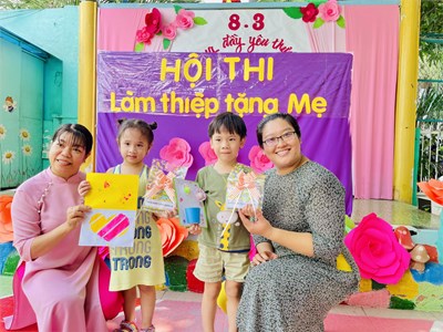 Chúc mừng bé Minh An và bé Minh Triết đã đạt giải ba và giải khuyến khích trong Hội thi   Bé làm thiệp tặng Mẹ 