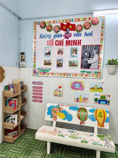 Chi Đoàn trường Mầm non 5A thực hiện  Không gian Bác Hồ 
