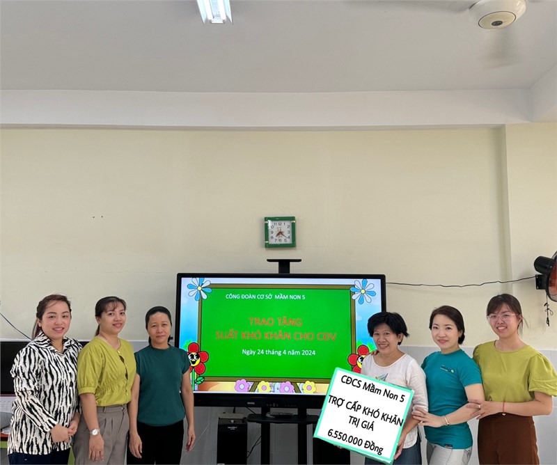 Nhân dịp Tháng công nhân lần thứ 16 và Tháng an toàn vệ sinh lao động năm 2024