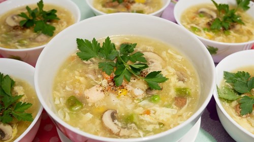 Soup thịt bằm, trứng cút khối Mầm