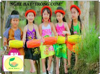 Nghe bài hát  trống cơm