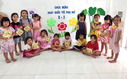Hoạt động chào mừng ngày 8/3 tại trường mầm non 5