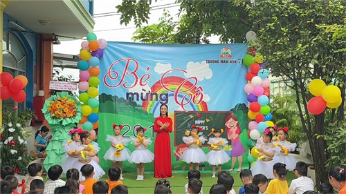 💐💐💐  Múa “Tự hào người giáo viên vùng cao” - cô và trẻ