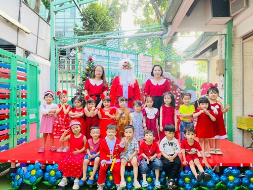 Lễ hội  bé vui đón noel 