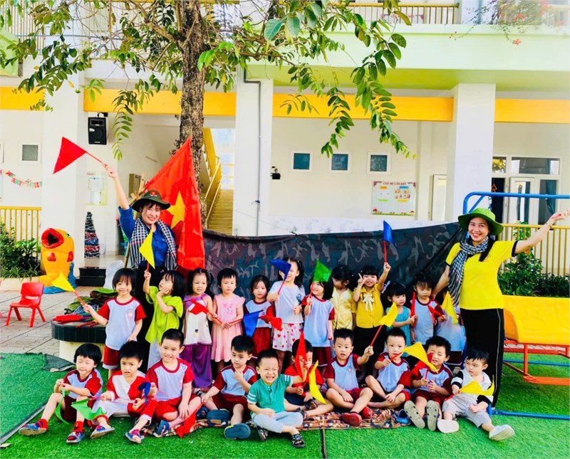 Hoạt động trải nghiệm:            
     BÉ TẬP LÀM CHIẾN SĨ    
🚩🚩 Hướng tới kỷ niệm 80 năm ngày thành lập Quân đội nhân dân Việt Nam ( 22/12/1944 - 22/12/2024)