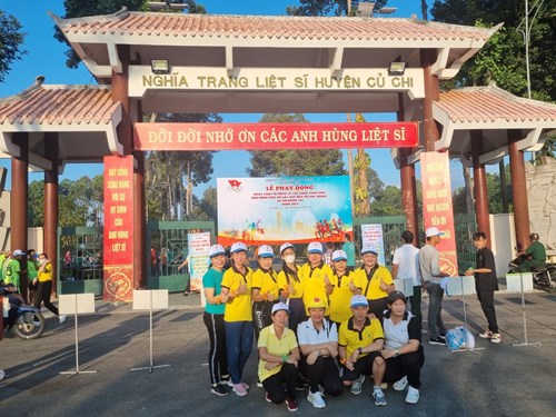 Công đoàn viên Trường Mầm non An Nhơn Tây tham gia Ngày chạy Olympic vì sức khỏe toàn dân do Ủy ban nhân dân xã An Nhơn Tây tổ chức
