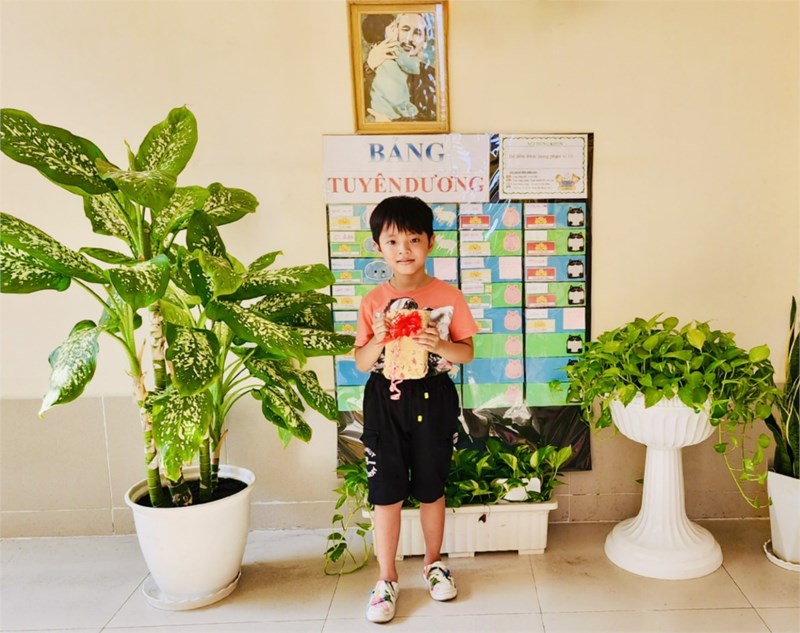Gương Tiêu biểu Tháng 12/2023 làm theo 5 điều Bác Hồ dạy