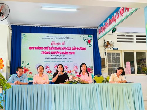 Tổ chức chuyên đề   Quy trình chế biến thức ăn của cấp dưỡng trường Mầm non 