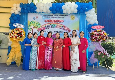 Ngày hội   Bé đến trường 