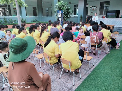 Tập huấn kỹ năng an toàn về phòng, chống hỏa hoạn, kỹ năng thoát hiểm, sơ cứu, cấp cứu trong tình huống khẩn cấp cho Cán bộ - giáo viên - nhân viên và phụ huynh học sinh