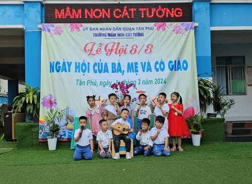 Trường mầm non cát tường tổ chức lễ hội 8/3