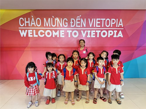 Trường Mầm non Cát Tường Tổ chức cho trẻ tham quan trải nghiệm tại khu vui chơi hướng nghiệp VIETOPIA
