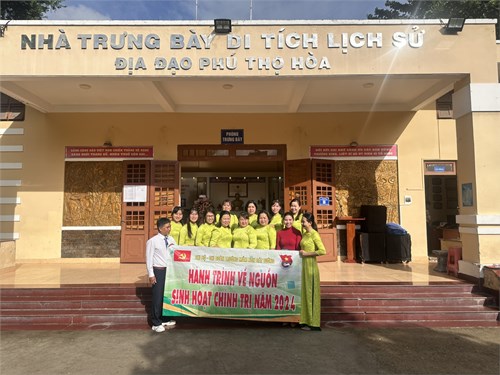 Chi bộ Trường Mầm non Cát Tường tổ chức về Nguồn tại Khu Di tích Lịch sử Địa đạo Phú Thọ Hòa