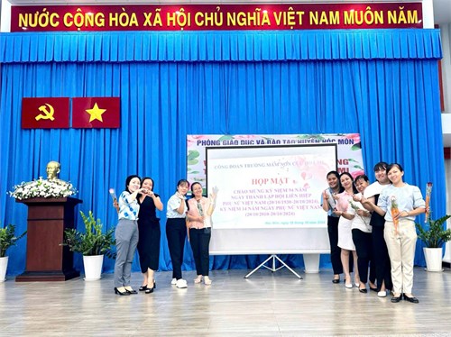 Chào mừng Ngày Phụ nữ Việt Nam 20/10
Niềm vui được nhân lên
Nụ cười được lan toả