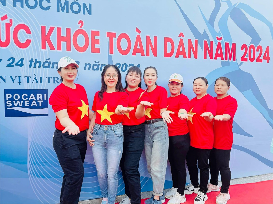 Công đoàn viên trường Mầm non Cúc Họa Mi tham gia Ngày chạy Olympic vì sức khỏe toàn dân sáng ngày 24/3/2024