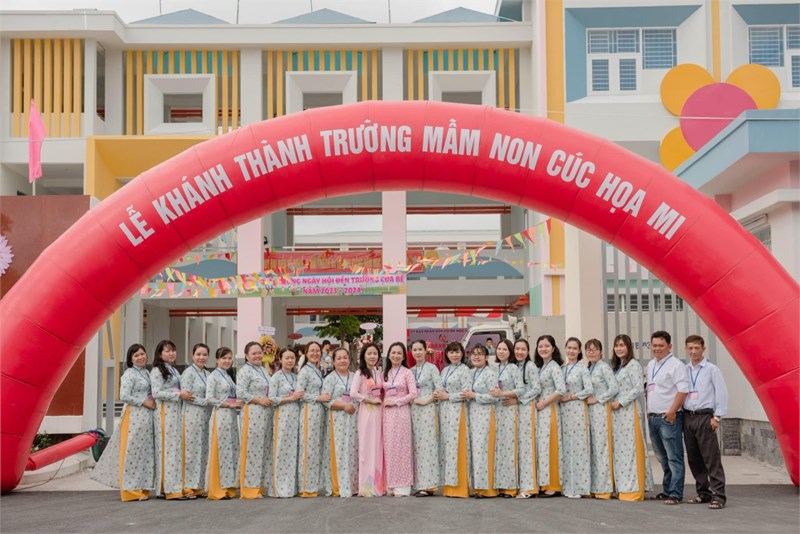Về trường Mầm non Cúc Hoạ Mi