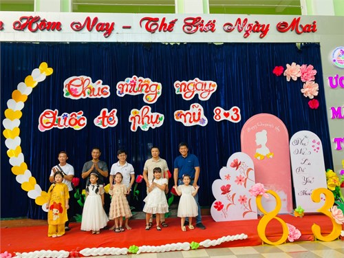Chúc mừng ngày quốc tế phụ nữ 8/3