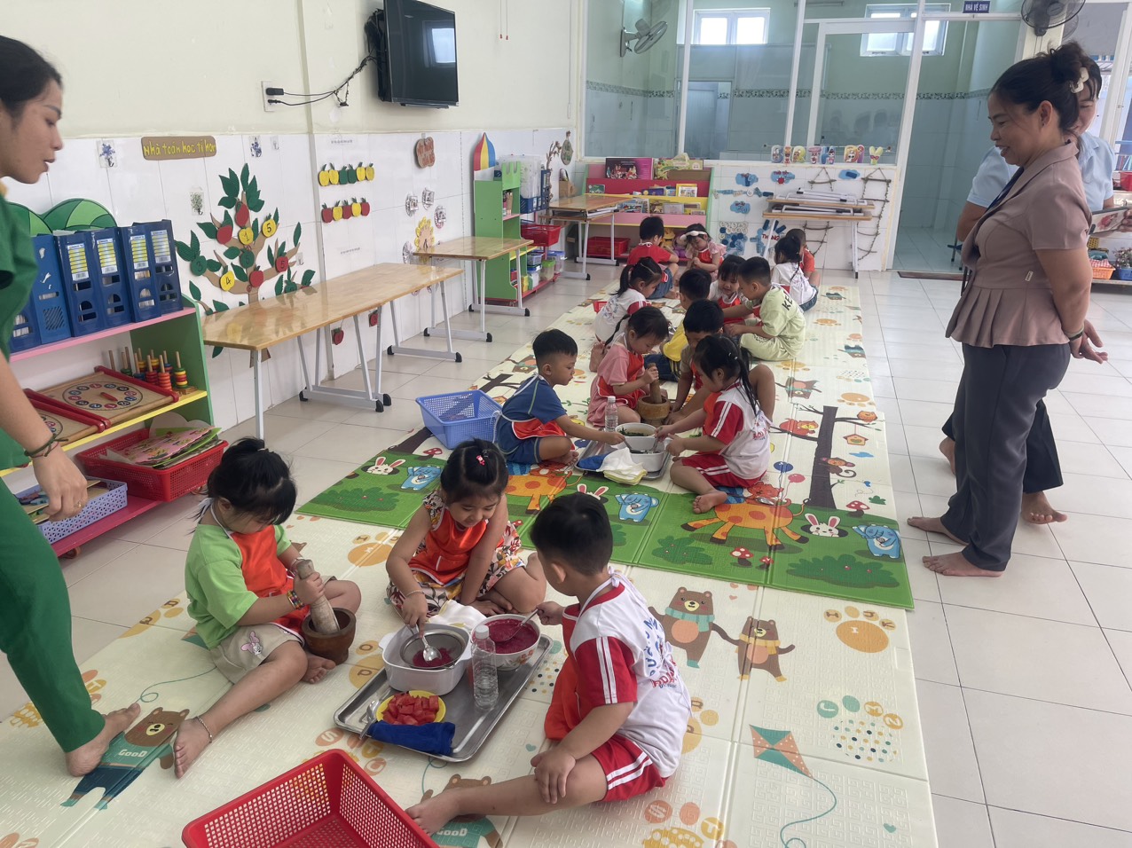 Nhuộm vải bằng các nguyên vật liệu thiên nhiên