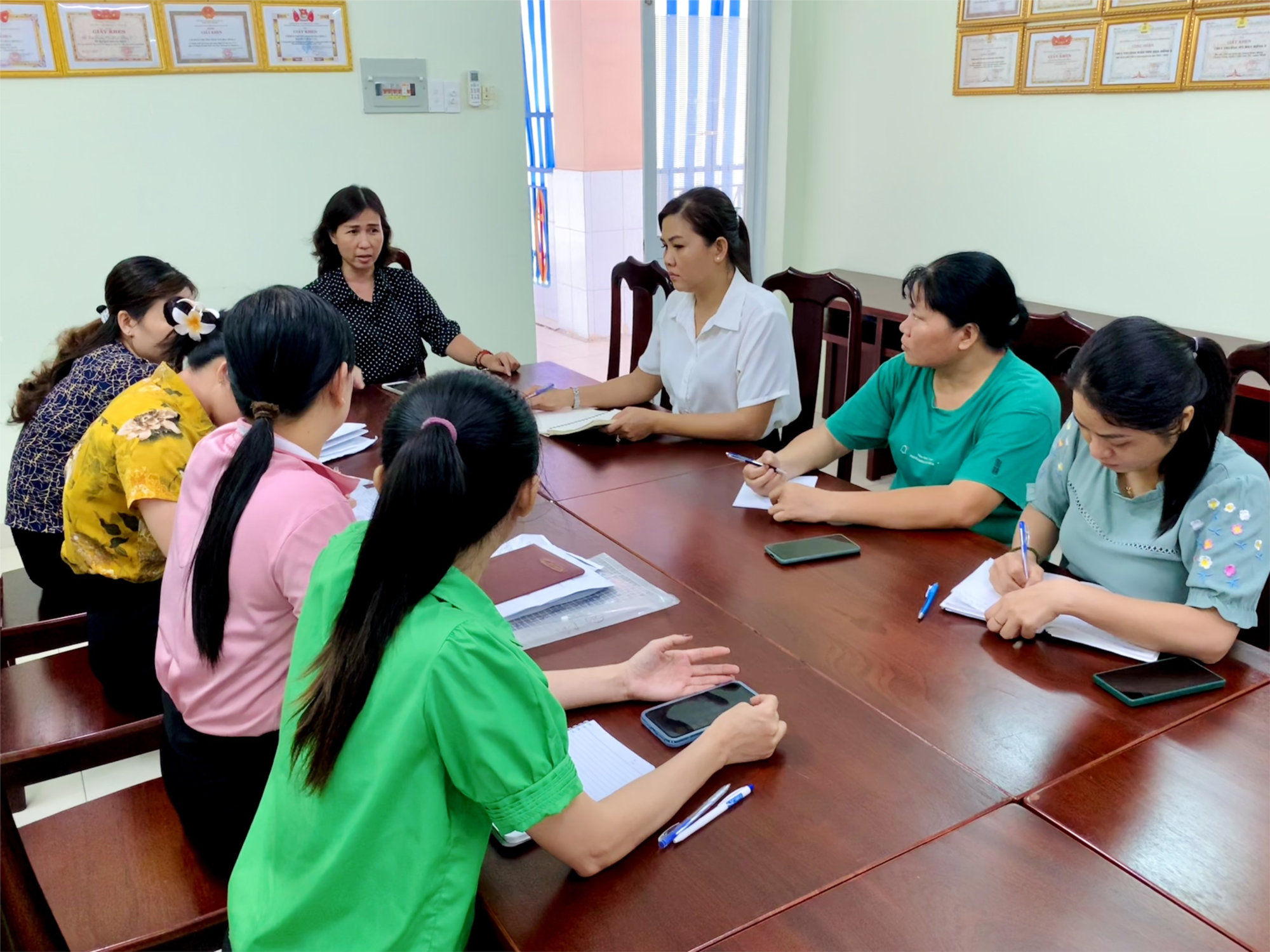 Bầu tổ trưởng chuyên môn