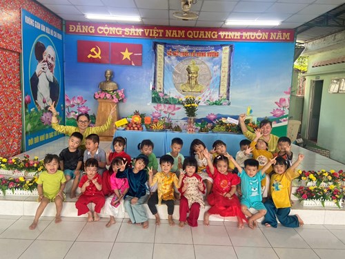 Trường Mầm non Hoa Hồng tổ chức ngày  Lễ Giỗ Tổ Hùng Vương  ngày mùng 10 tháng 3